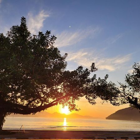 Apartamentos Gratitude Ubatuba Dış mekan fotoğraf